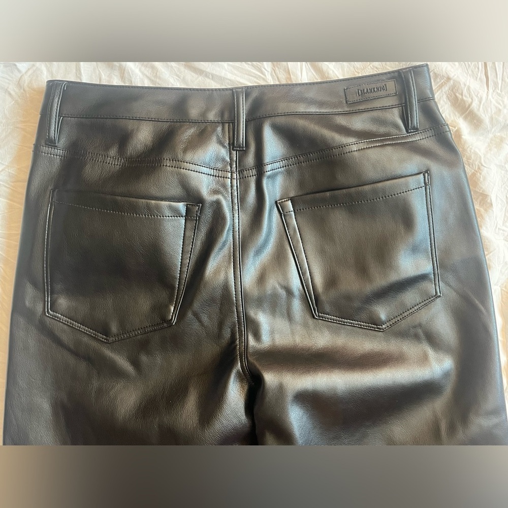 Blank NYC Black Faux Leather The Franklin Ribcage Wide-Leg Pants Size 30 - Picture 15 of 16